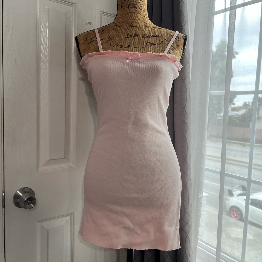 Elegant Pink Spaghetti Strap Dress